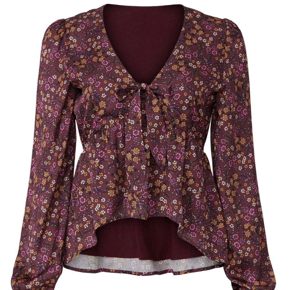 Floral Ruffle Hem Top